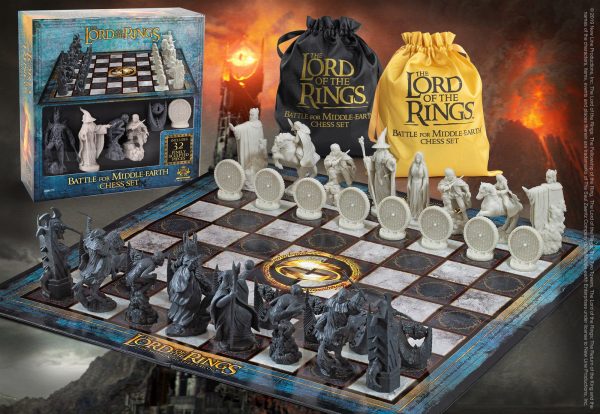 The Lord of the Rings chess set